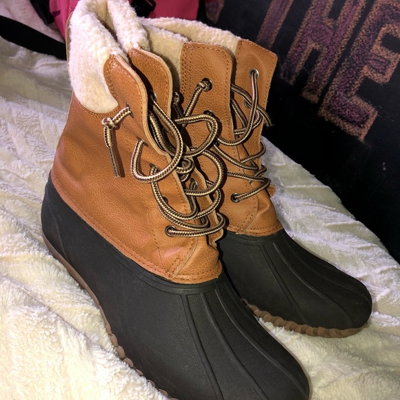 Winter/Fall boots - Picture 2 of 3